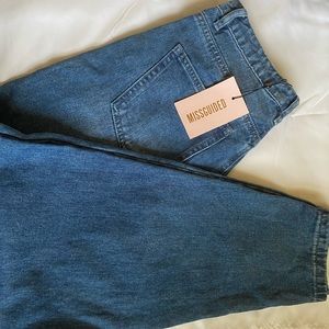 Misguided carrot leg jeans size 4